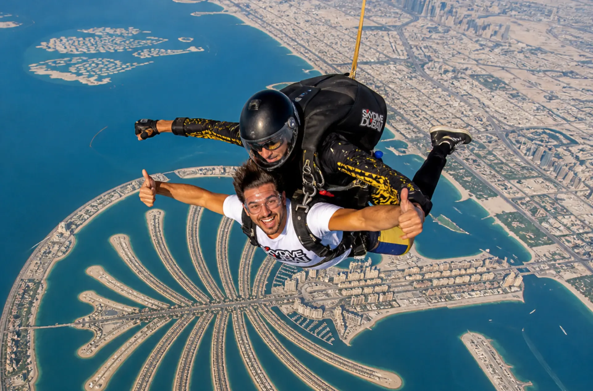 An Tour In Glitzy Dubai